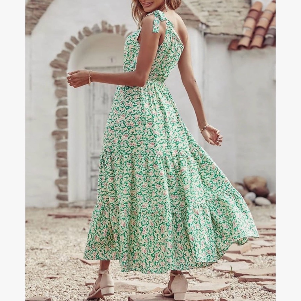 Floral one shoulder dress - Picture 2 of 6